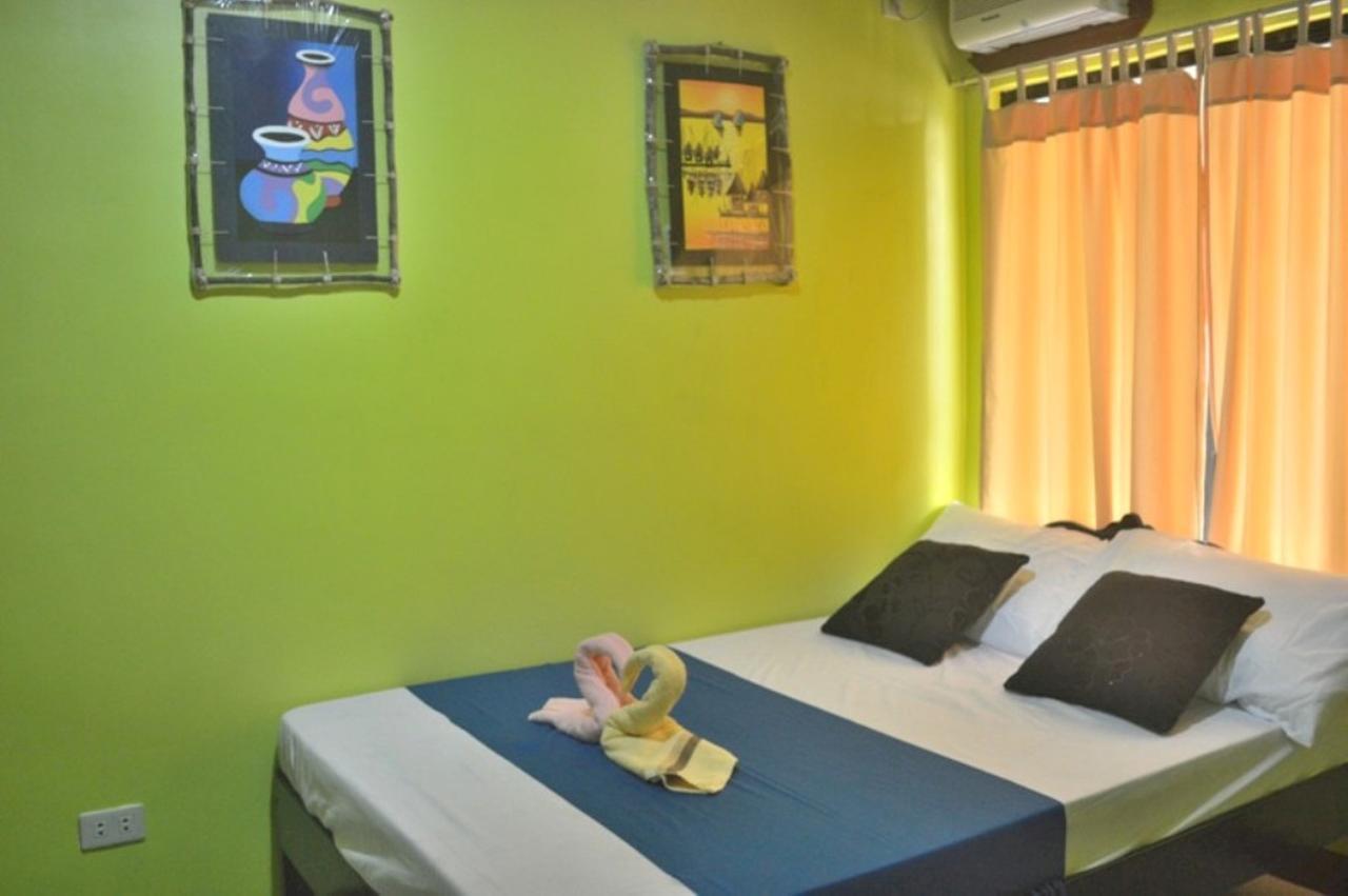 Amelia Homestay Puerto Princesa Extérieur photo